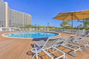 Happy Cows Retreat in PCB with Lagoon Views!